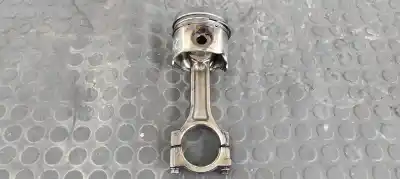 Pièce détachée automobile d'occasion Piston pour RENAULT MEGANE II BERLINA 5P Confort Authentique Références OEM IAM   