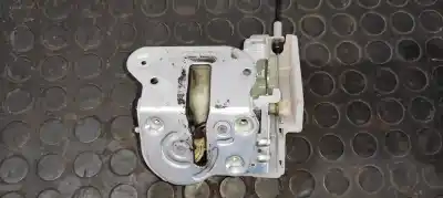 Автозапчастина б/у замок дверей заднього лівого для MAZDA 5 BERL. (CR) 1.8 Active Посилання на OEM IAM   