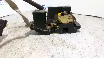 Second-hand car spare part front right door lock for kia carens 2.0 crdi oem iam references 0k2fc58310  