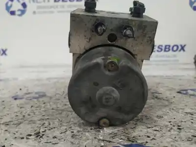 Peça sobressalente para automóvel em segunda mão abs por audi a4 berlina (b5) 1.8 20v turbo referências oem iam 8e0614111  