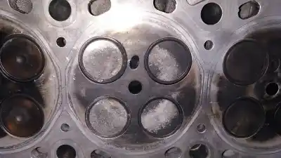 Pezzo di ricambio per auto di seconda mano testata motore per opel corsa c 1.3 16v cdti cat (z 13 dt / ln9) riferimenti oem iam 73500052  