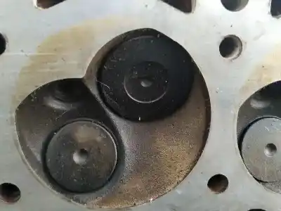 Pièce détachée automobile d'occasion culasse du moteur pour peugeot 206 berlina 1.4 références oem iam 9627748110  