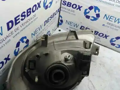 Second-hand car spare part right headlight for renault trafic combi (ab 4.01) 9 - plazas (l1h1) 2.9t combi corto oem iam references 7700311372  