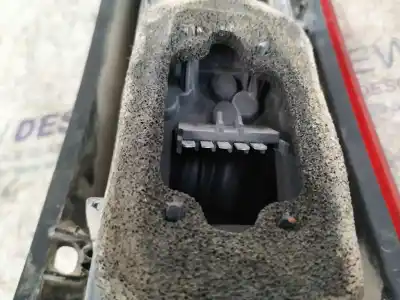 Second-hand car spare part left tailgate light for opel meriva cosmo oem iam references 93294345  