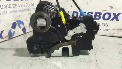 Second-hand car spare part left front door lock for toyota auris active oem iam references a084219  