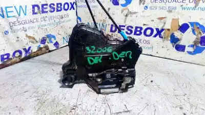 Peça sobressalente para automóvel em segunda mão Fechadura Da Porta Dianteira Direita por TOYOTA AURIS Active Referências OEM IAM A084219  