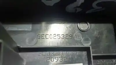 Peça sobressalente para automóvel em segunda mão botão / interruptor elevador vidro dianteiro direito por toyota auris active referências oem iam   