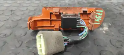 Pezzo di ricambio per auto di seconda mano comando alzacristalli posteriori destro per ssangyong musso 2.3 turbodiesel cat riferimenti oem iam 8583005500  