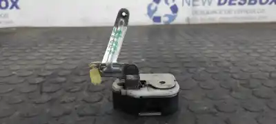 Tweedehands auto-onderdeel rechts schuivende zijvergrendeling voor nissan interstar mod. 04 (x70) 2.5 dci diesel cat oem iam-referenties 351343  