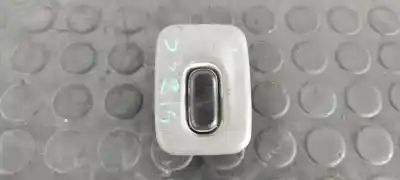 Peça sobressalente para automóvel em segunda mão Botão / Interruptor Elevador Vidro Dianteiro Direito por FORD RANGER (ER) 2.5 12V TD CAT Referências OEM IAM   