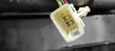 Автозапчастина б/у правий ліхтар для toyota prius (nhw30) plug-in hybrid advance посилання на oem iam p8007  