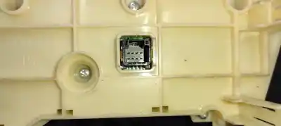 Автозапчасти б/у климат-контроль за toyota prius (nhw30) plug-in hybrid advance ссылки oem iam 5590047020  
