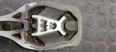 Second-hand car spare part engine support for peugeot 3008 allure oem iam references 9811786680  