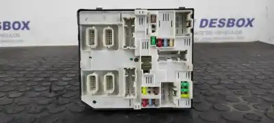 Second-hand car spare part fuse box unit for renault megane iii berlina 5 p gt-style oem iam references 284b65628r  
