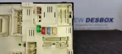 Second-hand car spare part fuse box unit for renault megane iii berlina 5 p gt-style oem iam references 284b65628r  