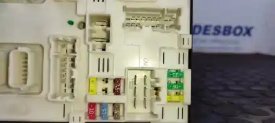 Second-hand car spare part fuse box unit for renault megane iii berlina 5 p gt-style oem iam references 284b65628r  