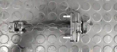 Pezzo di ricambio per auto di seconda mano fermo porta per ford focus turn. titanium riferimenti oem iam c8p5d  