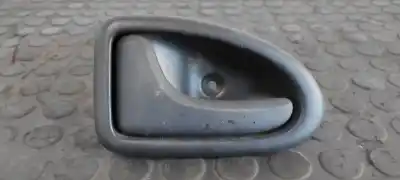 Second-hand car spare part interior left rear handle for renault clio ii fase ii (b/cb0) authentique oem iam references 7700423887