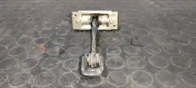 Peça sobressalente para automóvel em segunda mão esticador de porta por opel corsa d cmon referências oem iam 13180682  