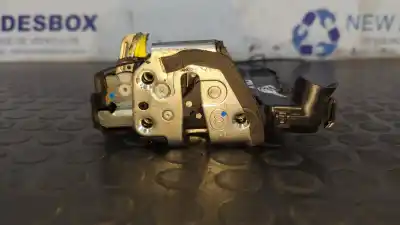 Peça sobressalente para automóvel em segunda mão fechadura da porta dianteira esquerda por toyota auris luna+ referências oem iam a046693  