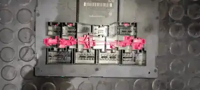 Second-hand car spare part fuse box unit for seat leon (1p1) 1.9 tdi oem iam references 3c0937049d  