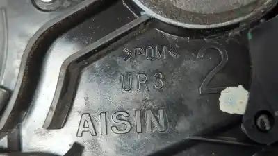 Peça sobressalente para automóvel em segunda mão fechadura da porta dianteira direita por toyota auris active referências oem iam   