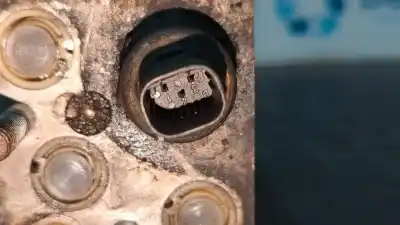 Pezzo di ricambio per auto di seconda mano pompa a sospensione per land rover range rover (lm) 3.6 td v8 riferimenti oem iam rvh500090  