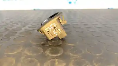 Peça sobressalente para automóvel em segunda mão botão / interruptor elevador vidro dianteiro direito por citroen c3 1.4 hdi cool referências oem iam 96401469xt  