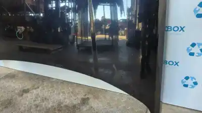 Автозапчасти б/у капот за land rover range rover (lm) 3.6 td v8 ссылки oem iam   