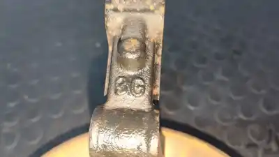 Second-hand car spare part front left knuckle for renault kangoo authentique oem iam references 3g 776m  