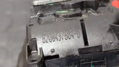 Pezzo di ricambio per auto di seconda mano serratura porta anteriore destra per renault kangoo authentique riferimenti oem iam 8200497604d  