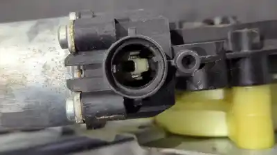 Pezzo di ricambio per auto di seconda mano alzacristalli anteriore destro per renault kangoo authentique riferimenti oem iam 402086a  