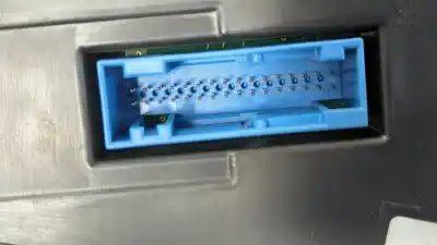 Peça sobressalente para automóvel em segunda mão quadrante por seat leon (1p1) sport limited referências oem iam 1p0920810f  