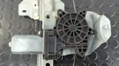 Автозапчастина б/у регулятор переднього правого скла для dacia dokker ambiance посилання на oem iam 807209071rd  