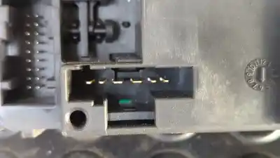 Pezzo di ricambio per auto di seconda mano comando pulito per renault kangoo authentique riferimenti oem iam 88103007  