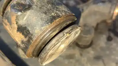 Second-hand car spare part front right knuckle for audi a4 avant (b5) 2.5 tdi oem iam references 8a0505436cd  