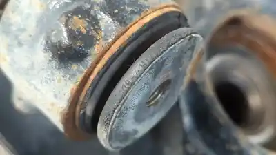 Second-hand car spare part front left knuckle for audi a4 avant (b5) 2.5 tdi oem iam references 8a0505436cd  