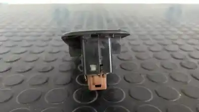 Автозапчастина б/у передній правий віконний вимикач для nissan interstar mod. 04 (x70) 2.5 dci diesel cat посилання на oem iam 8200206603  