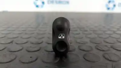 Peça sobressalente para automóvel em segunda mão botão / interruptor elevador vidro dianteiro esquerdo por dacia sandero ambiance referências oem iam e30607