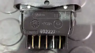 Peça sobressalente para automóvel em segunda mão botão / interruptor elevador vidro dianteiro esquerdo por dacia sandero ambiance referências oem iam e30607  