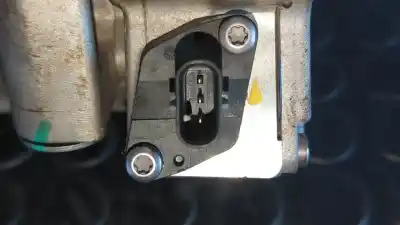 Pezzo di ricambio per auto di seconda mano compressore aria condizionata per citroen e-c4 100kw shine riferimenti oem iam 9840056680  