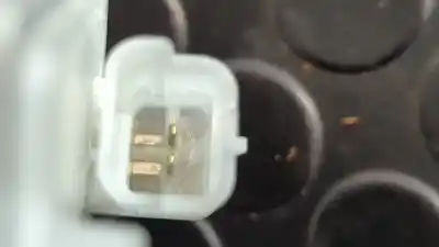 Recambio de automóvil de segunda mano de tapa exterior combustible para citroen e-c4 100kw shine referencias oem iam   