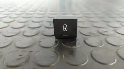 Second-hand car spare part Switch for CITROEN E-C4 100KW SHINE OEM IAM references 9835303780  