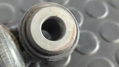 Second-hand car spare part rear shock absorber set for nissan interstar mod. 04 (x70) 2.5 dci diesel cat oem iam references 562102464r  