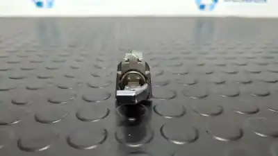 Second-hand car spare part left front door lock for citroen e-c4 100kw shine oem iam references   