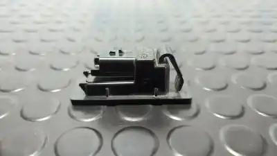 Second-hand car spare part licence plate light for citroen e-c4 100kw shine oem iam references 9815225980  