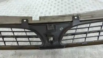 Автозапчасти б/у передняя решетка за nissan interstar mod. 04 (x70) 2.5 dci diesel cat ссылки oem iam 8200233587  