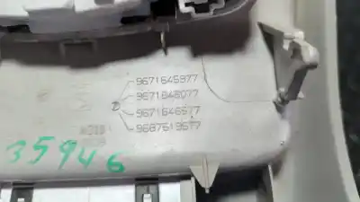 Second-hand car spare part interior light for citroen c4 lim. sport oem iam references 9671645977  
