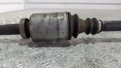 Second-hand car spare part front right transmission for nissan interstar mod. 04 (x70) 2.5 dci diesel cat oem iam references 7711135283  