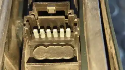 Автозапчастина б/у правий ліхтар для renault kangoo (f/kc0) 1.9 diesel 54 cv / 40 kw посилання на oem iam rs1022a01  